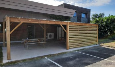 Fabrication et pose d'une pergola à Mérignac